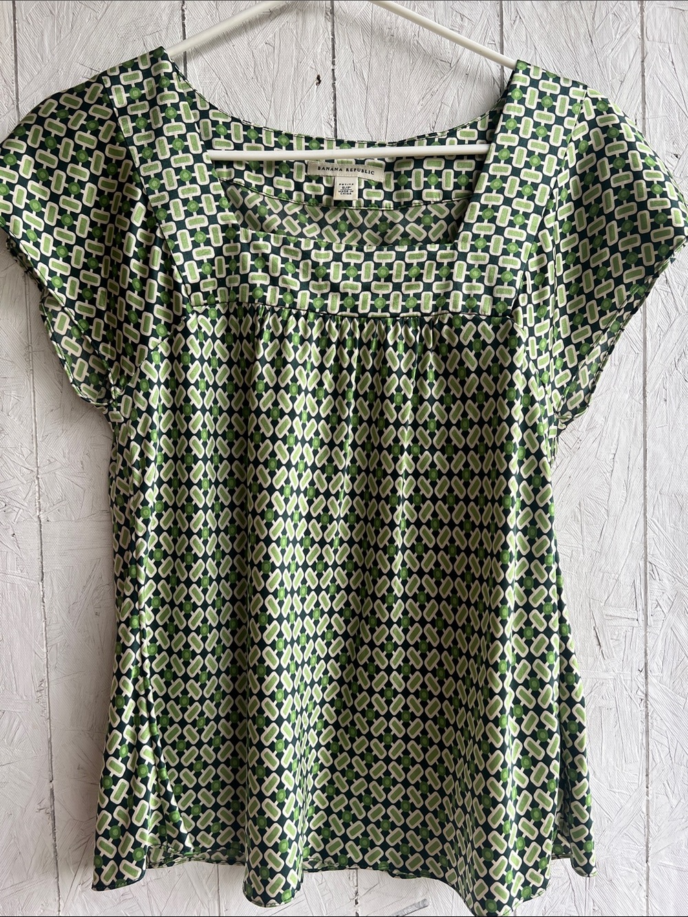 Banana Republic 100% silk top, size small.